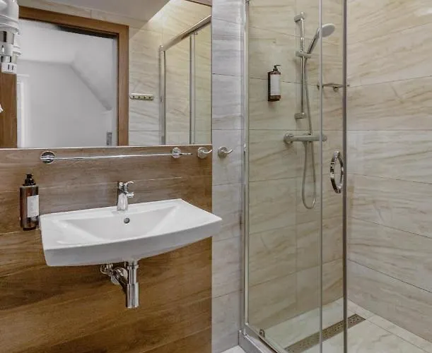 Czarny Kormoran شقة هيل